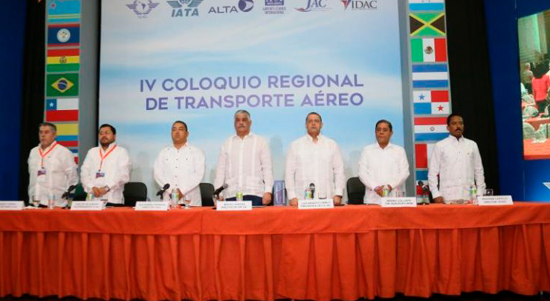 JAC e IDAC celebran con éxito IV coloquio regional de transporte aéreo