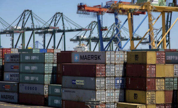 Valenciaport envía o recibe siete millones de contenedores a China