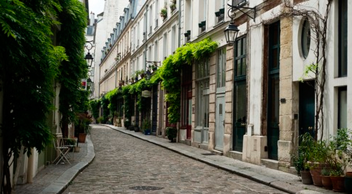 Paris Geothermal Boom Brings Deep Drilling to Crowded Suburbs